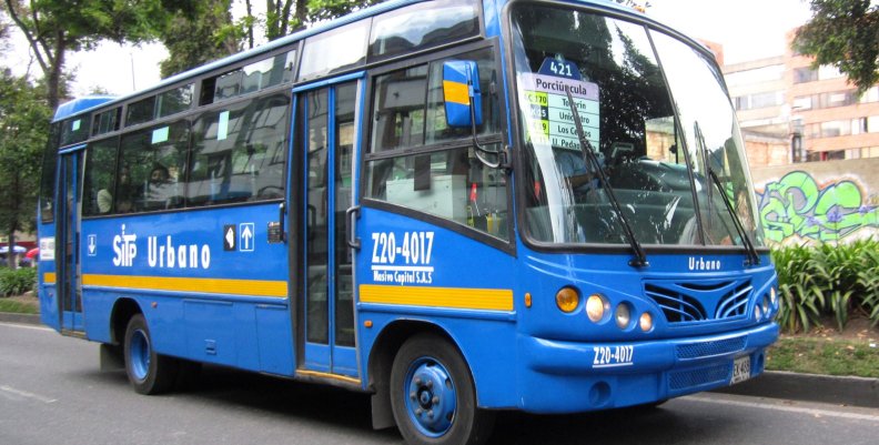 Bogotá_-_Bus_del_SITP_por_la_carrera_11 Bogotá_-_Bus_del_SITP_por_la_carrera_11