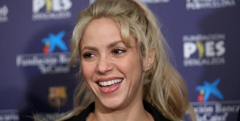 Cantora colombiana Shakira durante evento de caridade no Camp Nou, em Barcelona