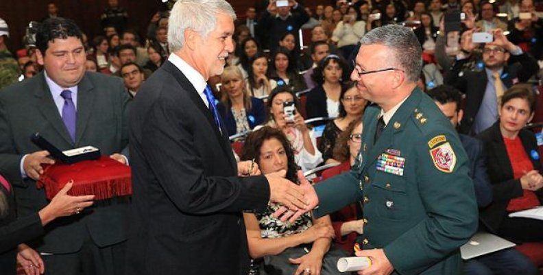 condecoracion_ejercito