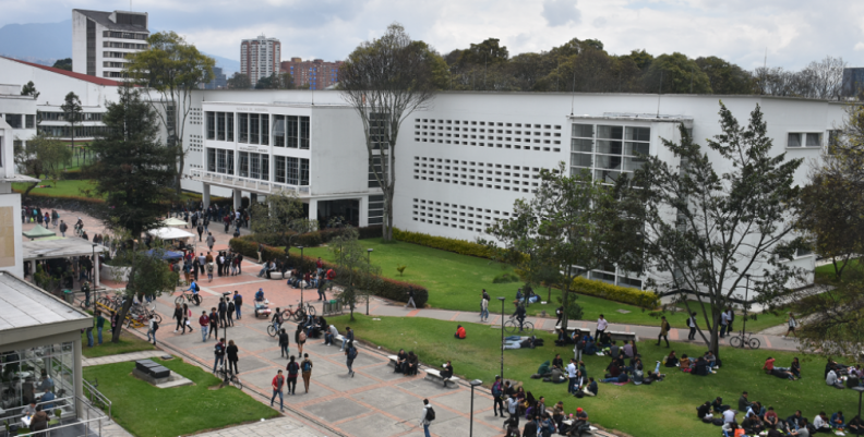 Universidad Nacional