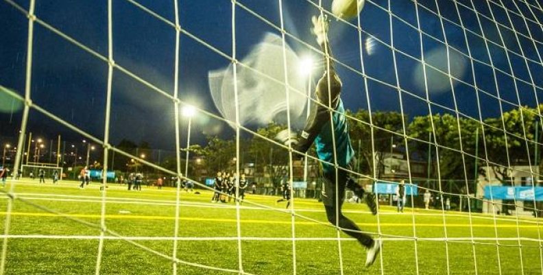 Alcaldía Peñalosa entregó el parque iluminado número 1000 en Bogotá Alcaldía Peñalosa entregó el parque iluminado número 1000 en Bogotá