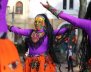 Mujeres del programa Estímulos en una presentación artística  